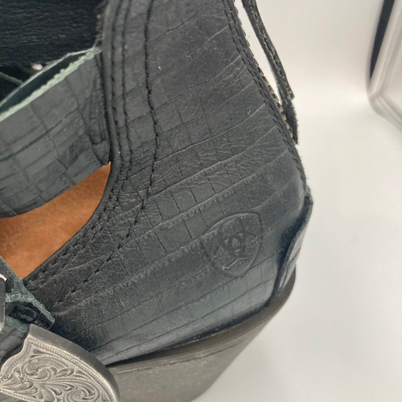 Ariat Dulce Black Leather Western Ankle Boots Buckle Detail Size 6.5 - Picture 7 of 15